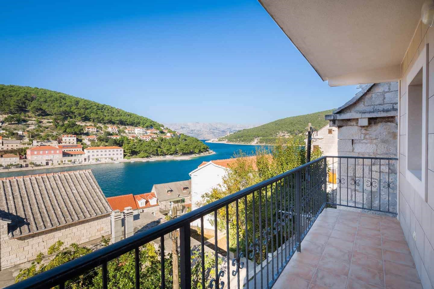 Villa-Prunella-balcony-view.jpg